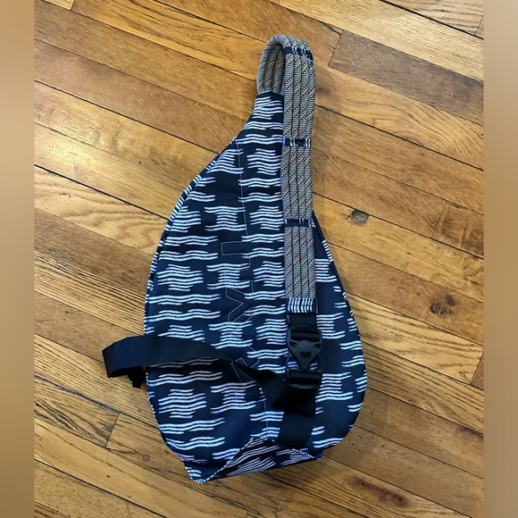 NWOT - KAVU Original Rope Sling bag - Evening Tide - Picture 2 of 3